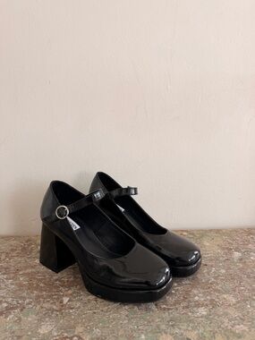 Black Mary Jane Block Heel